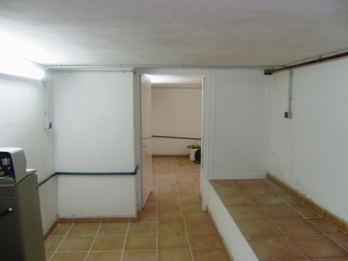 Sótano pintura interior